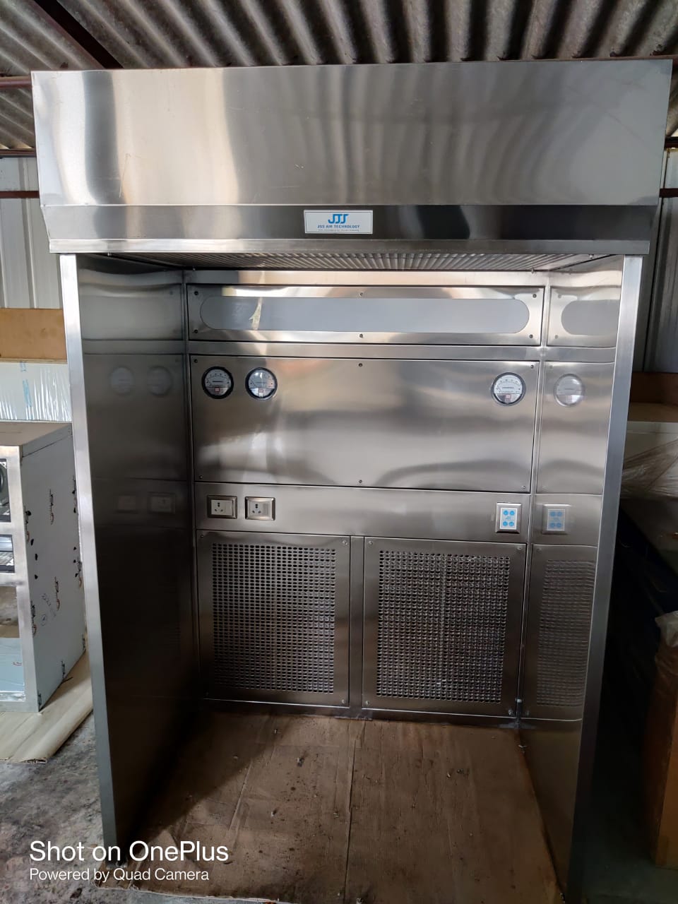Reverse Flow (Dispensing/ Sampling Booth)
