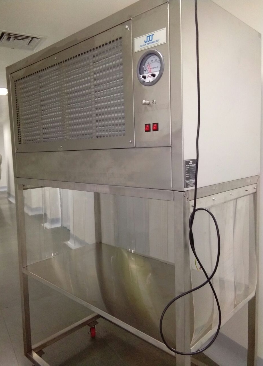 Vertical laminar flow (Stand mounted/ bench)